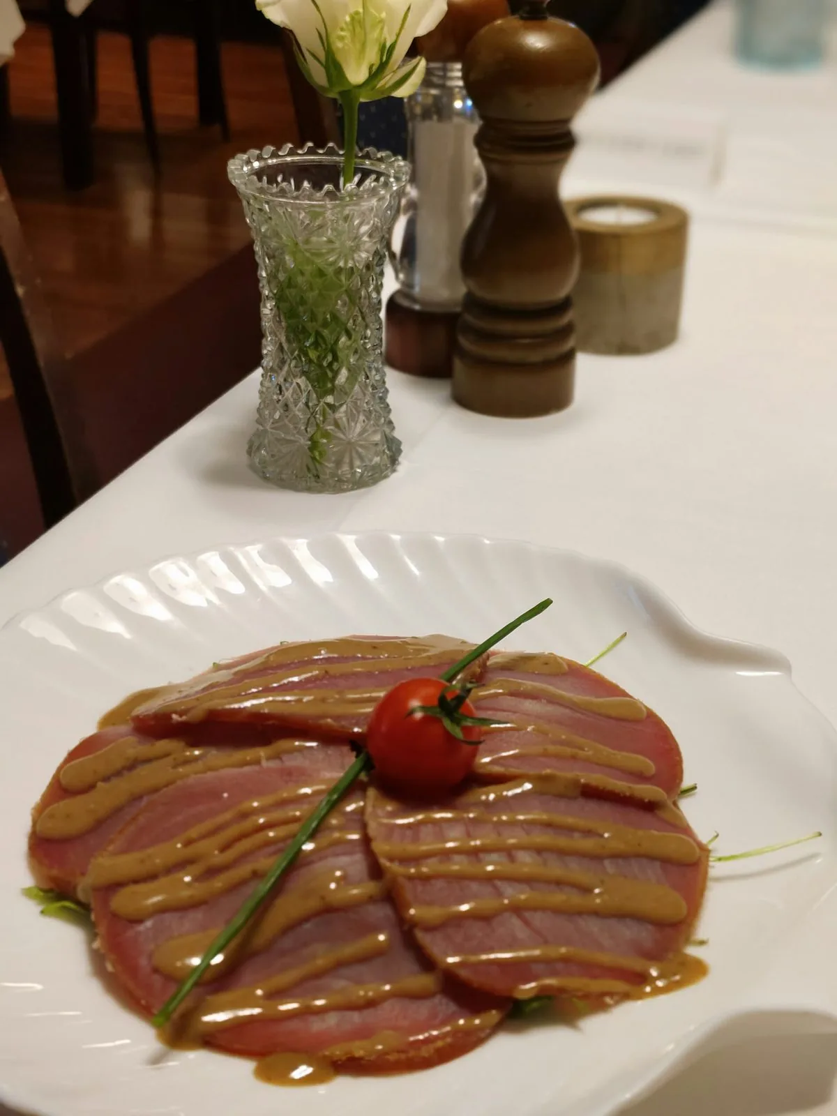 Tuna carpaccio